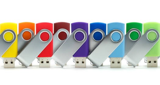 รับผลิต USB Flash Drive แฟลชไดรฟ์ ทุกชนิดพร้อมสกรีนโลโก้  สินค้าพรีเมี่ยม