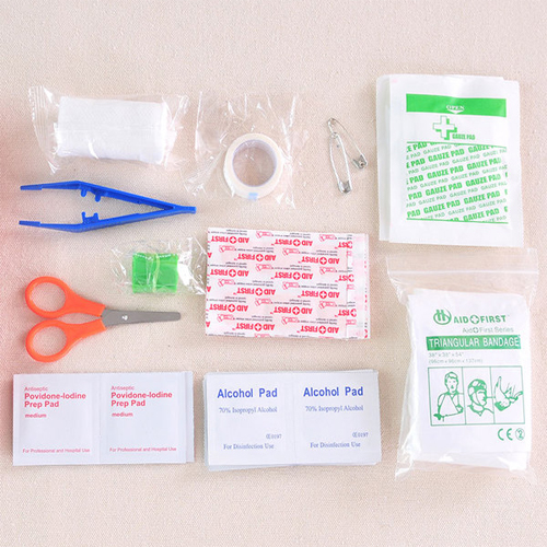 FIRST AID KIT ชุดปฐมพยายาลและอุปกรณ์ขนาดพกพา